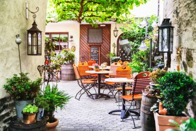 Kyiv Restaurants with Cozy Inner Yards