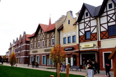 Manufactura outlet village for perfect shopping