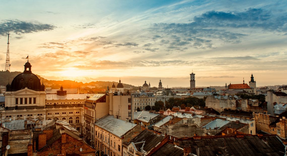 Pros and Cons of Living in Lviv