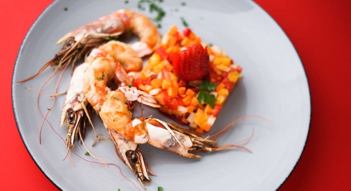 shrimps served with side dish