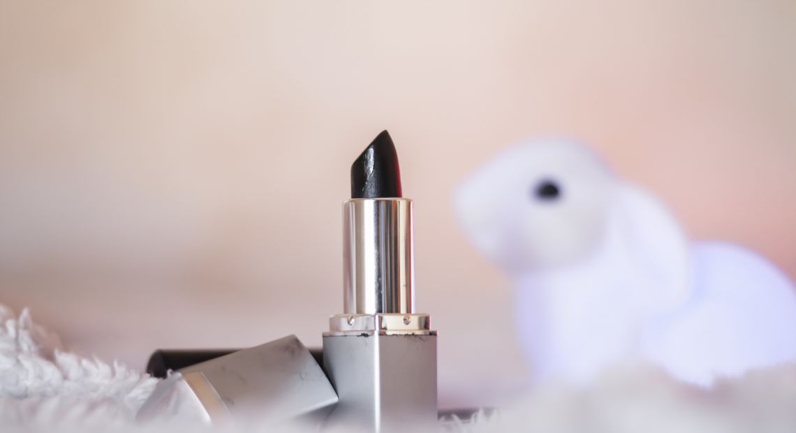 Lipstick tube and bunny to represent cruelty-free makeup