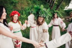 girls in national clothes celebrating ivana kupala