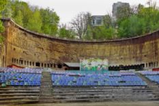 green theatre in kyiv