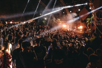 many people in nightclub