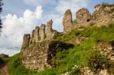 ruins of khust castle