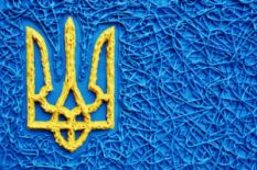 painting of ukrainian trident symbol