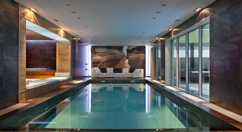 swimming pool in SPA