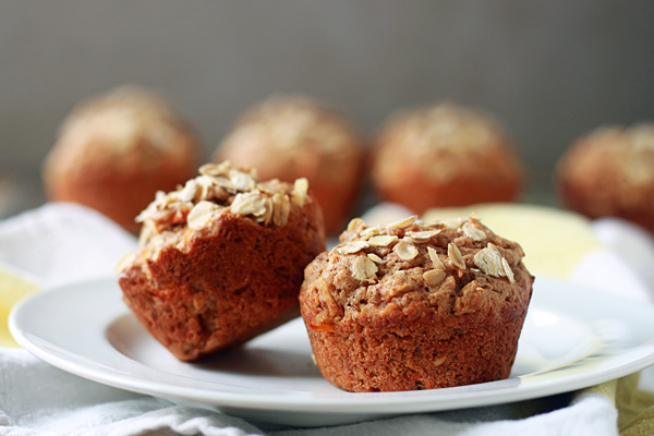 vegan spiced carrot muffins