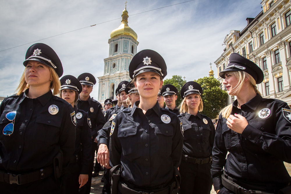 female police officers