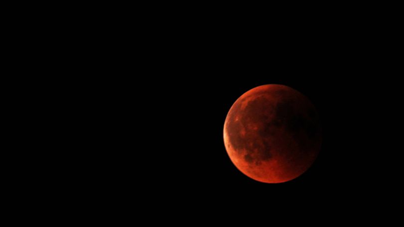 red moon