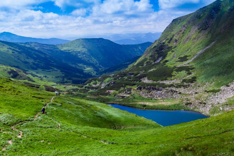 lake in mountains