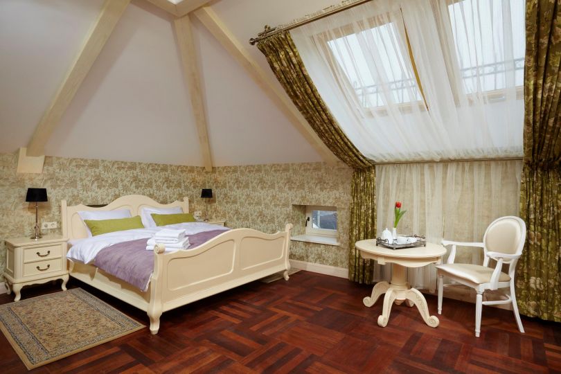 elegant bedroom in hotel