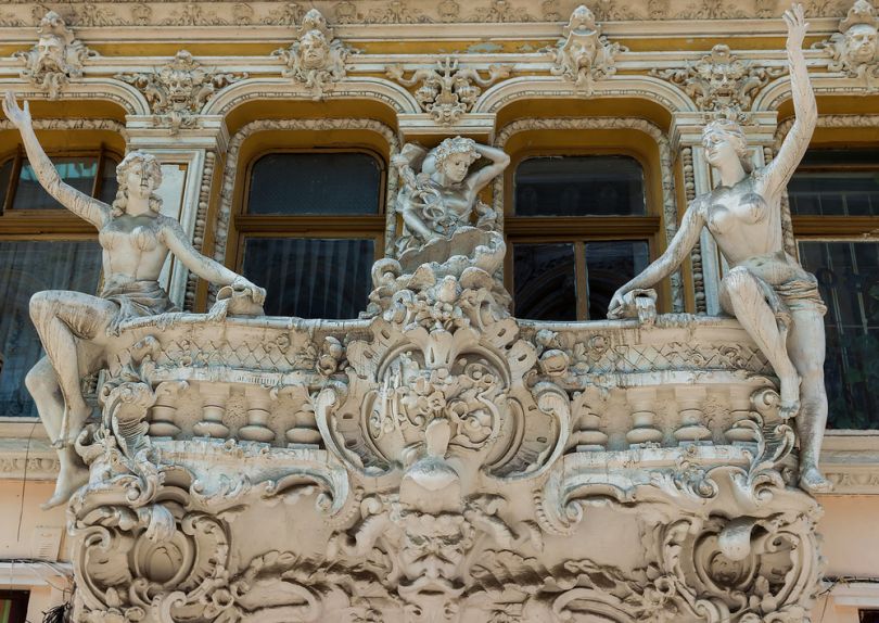 balcony with gorgeous architecture