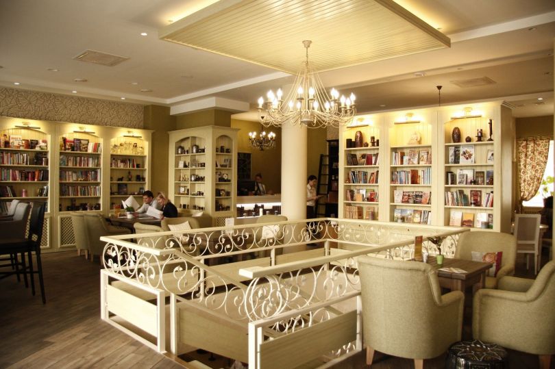 Imbyr literature cafe in Kyiv