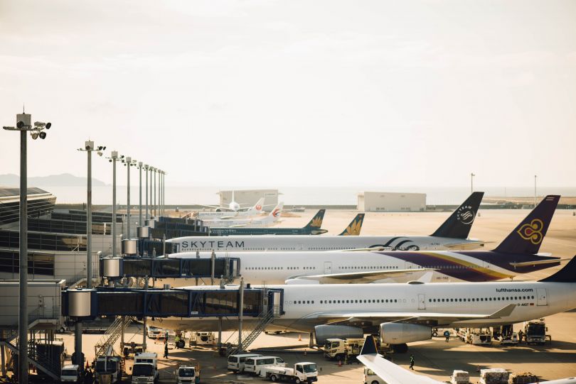 Airplanes in an airport