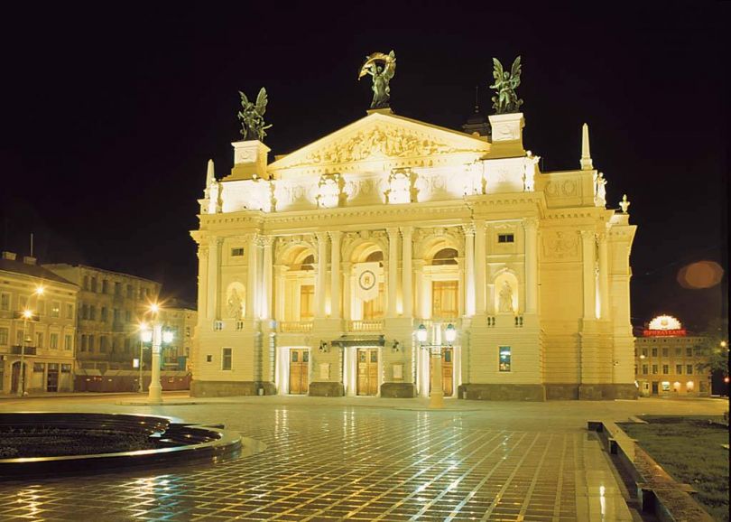 lviv opera house