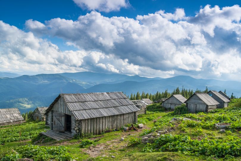 hutsul houses in mountains