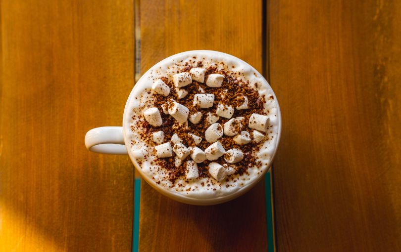 Kahlua hot chocolate with marshmallows