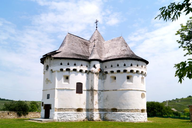 Church of the Intercession, Sutkivtsi