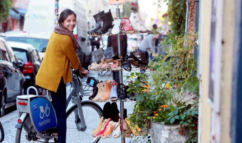 Woman riding a NextBike