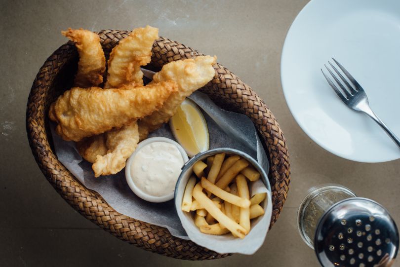 Fish and chips with lemon