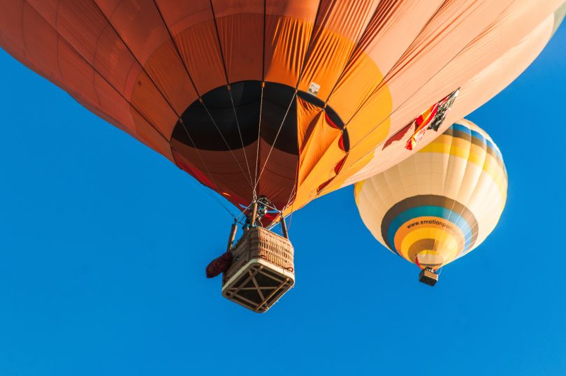 Hot air ballon launching