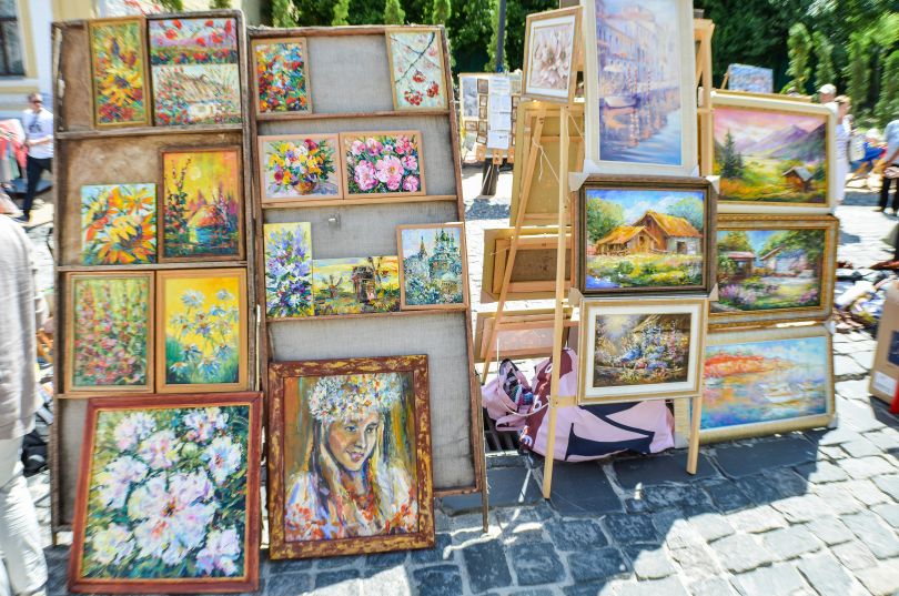 Art fair on Andriivskyi Descent