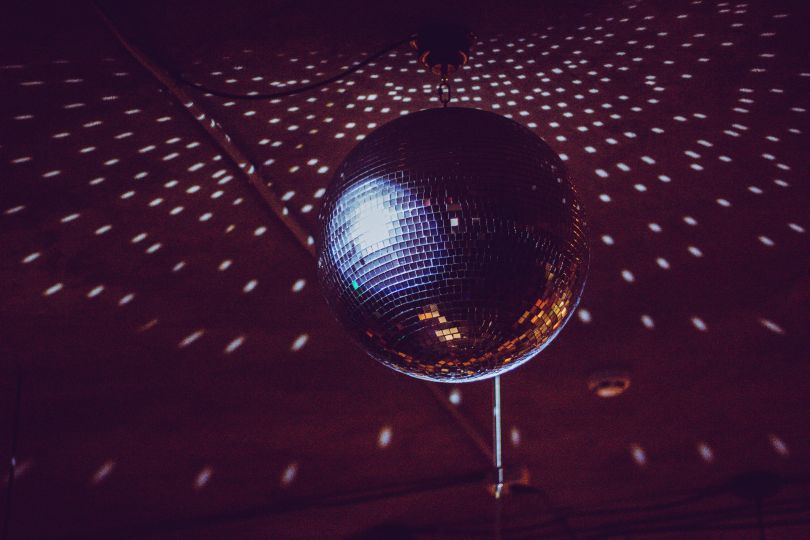 Disco ball light up