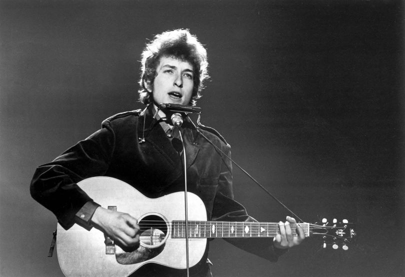 Bob Dylan singing
